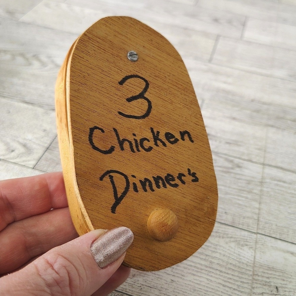 Prank Wooden Chicken Dinner Funny Vintage Farmhouse Kitchen Decor Cottagecore‎